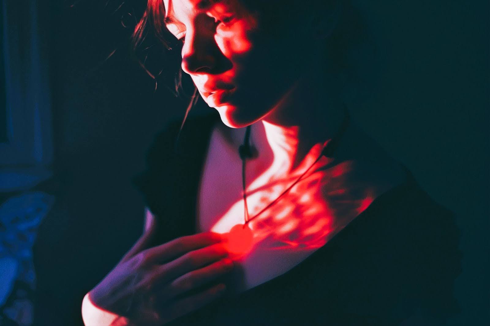 Red light therapy at home beneficially aids in hormones’ production.